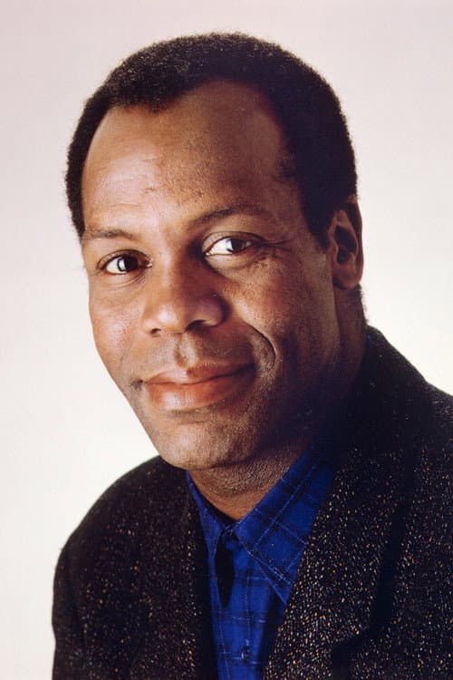 Danny Glover, intérprete de David Tapp