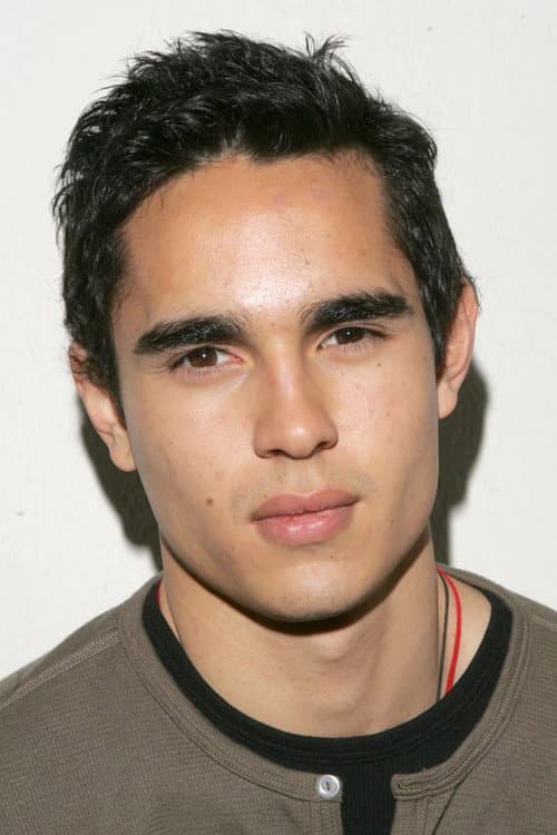 Max Minghella, intérprete de William Schenk