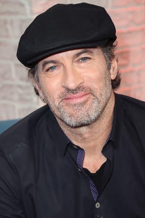 Scott Patterson, intérprete de Peter Strahm
