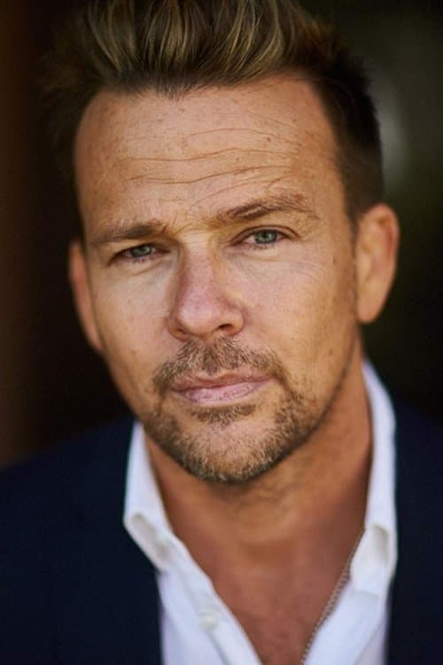 Sean Patrick Flanery, intérprete de Bobby Dagen